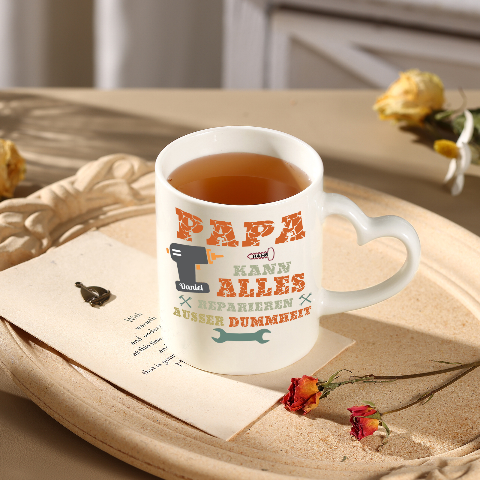Personalisierte 2 Namen- PAPA KANN ALLES REPARIEREN, AUSSER DUMMHEIT- Keramik Mark Tasse mit herzförmigem Henkel-Einzigartiges Geschenk für Papa