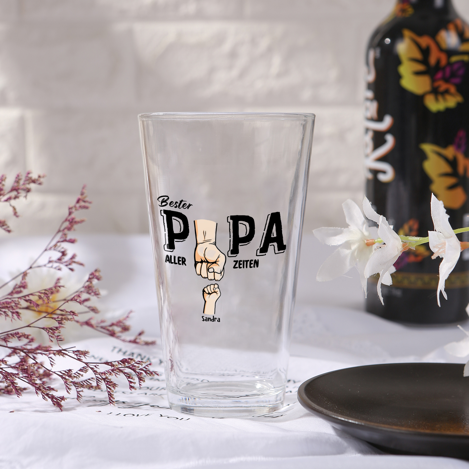 Personalisierte 1-5 Namen mit Faust Bierglas-Tasse – Bester Papa aller Zeiten – Bier-Glastasse für Papa