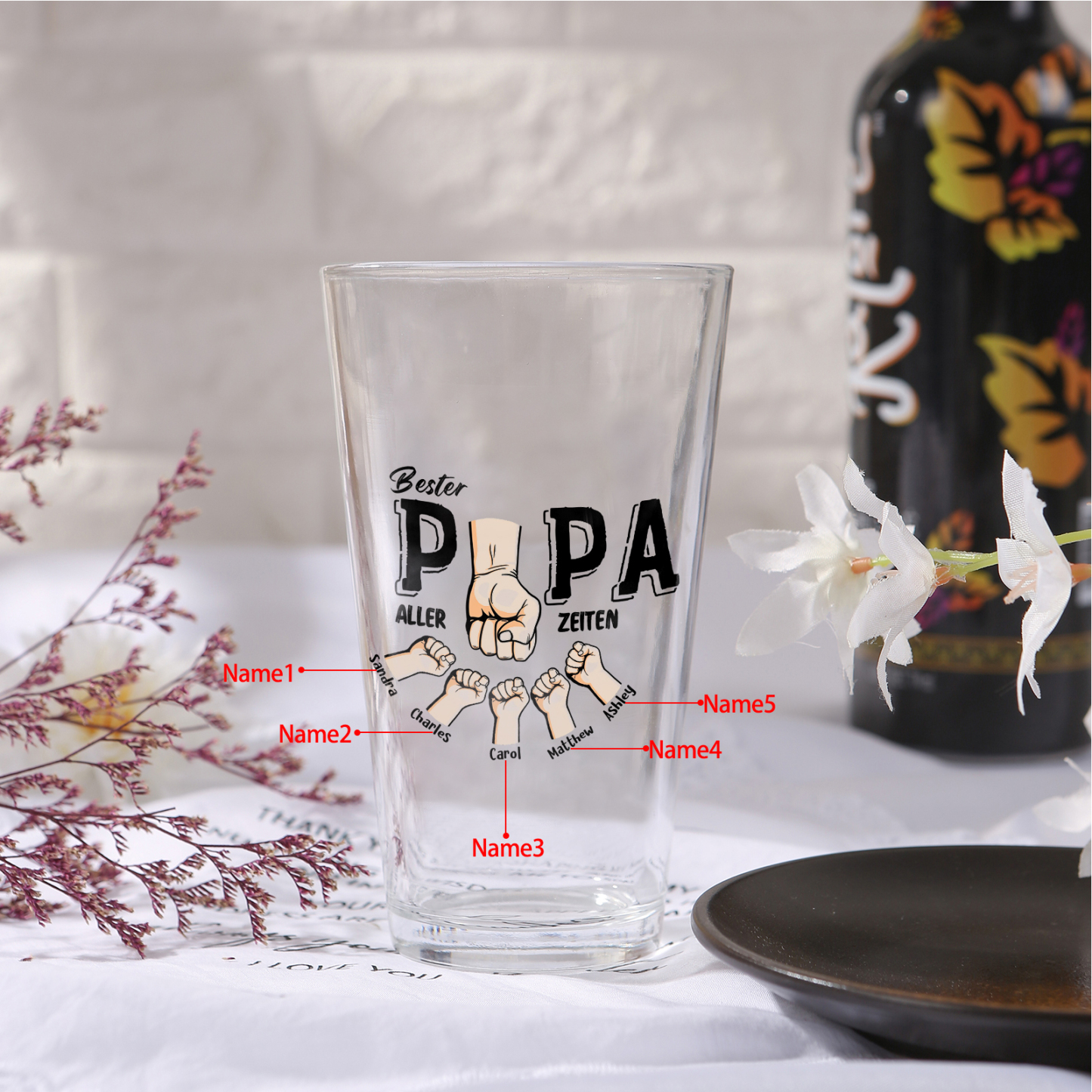 Personalisierte 1-5 Namen mit Faust Bierglas-Tasse – Bester Papa aller Zeiten – Bier-Glastasse für Papa