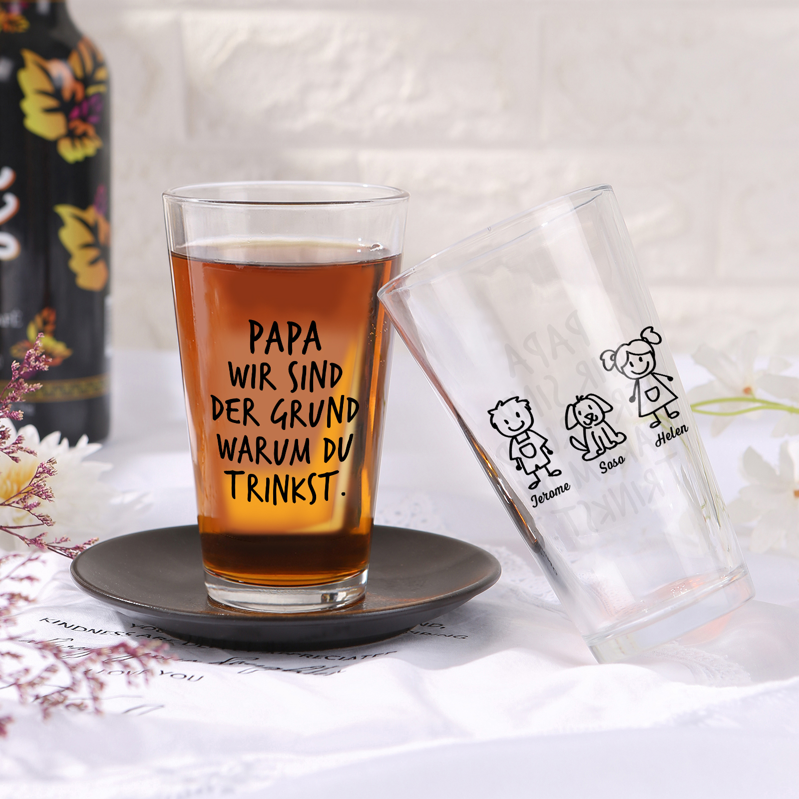 Personalisierte 1-6 Namen mit Faust Bierglas-Tasse – Bester Papa aller Zeiten – Bier-Glastasse für Papa