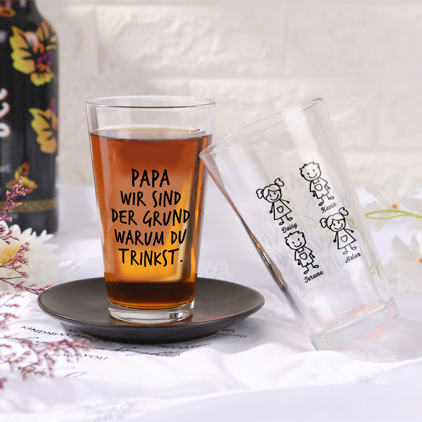 Personalisierte 1-6 Namen mit Faust Bierglas-Tasse – Bester Papa aller Zeiten – Bier-Glastasse für Papa