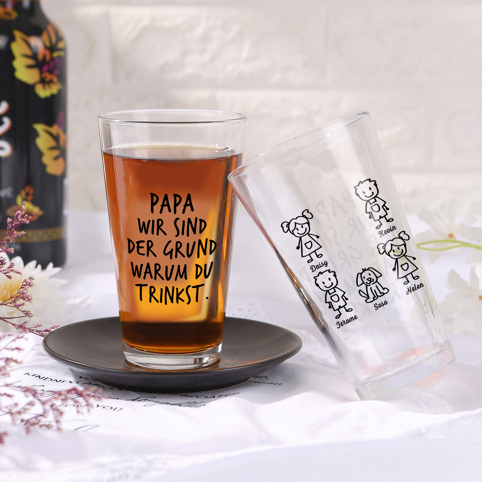 Personalisierte 1-6 Namen mit Faust Bierglas-Tasse – Bester Papa aller Zeiten – Bier-Glastasse für Papa