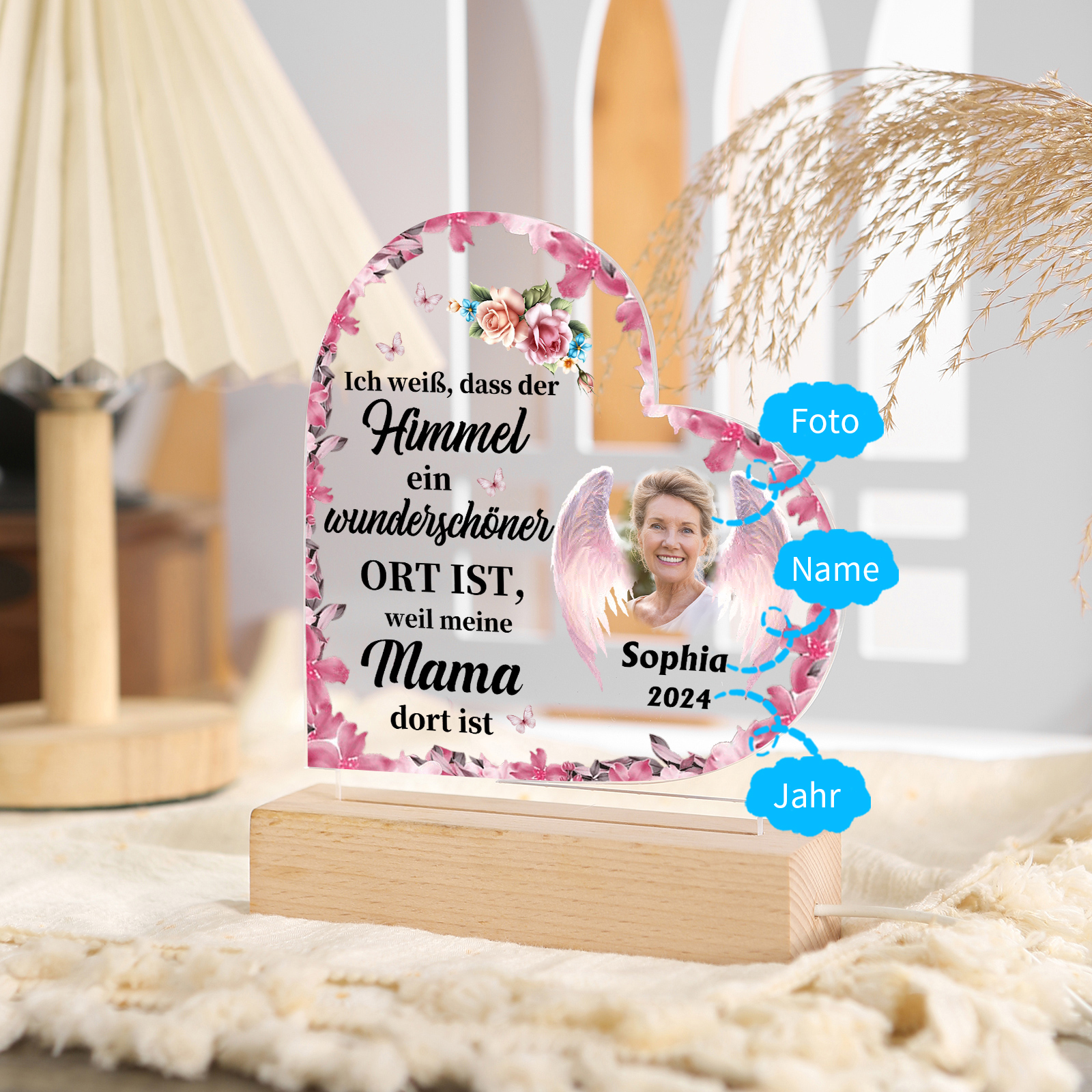 Personalisierter 1 Name & Foto & Jahr LED Herz Acryl-Nachtlicht – Ich weiß, dass der Himmel ein wunderschöner Ort ist, weil meine Mama dort ist – Gedenk-Nachtlampe mit Holzsockel
