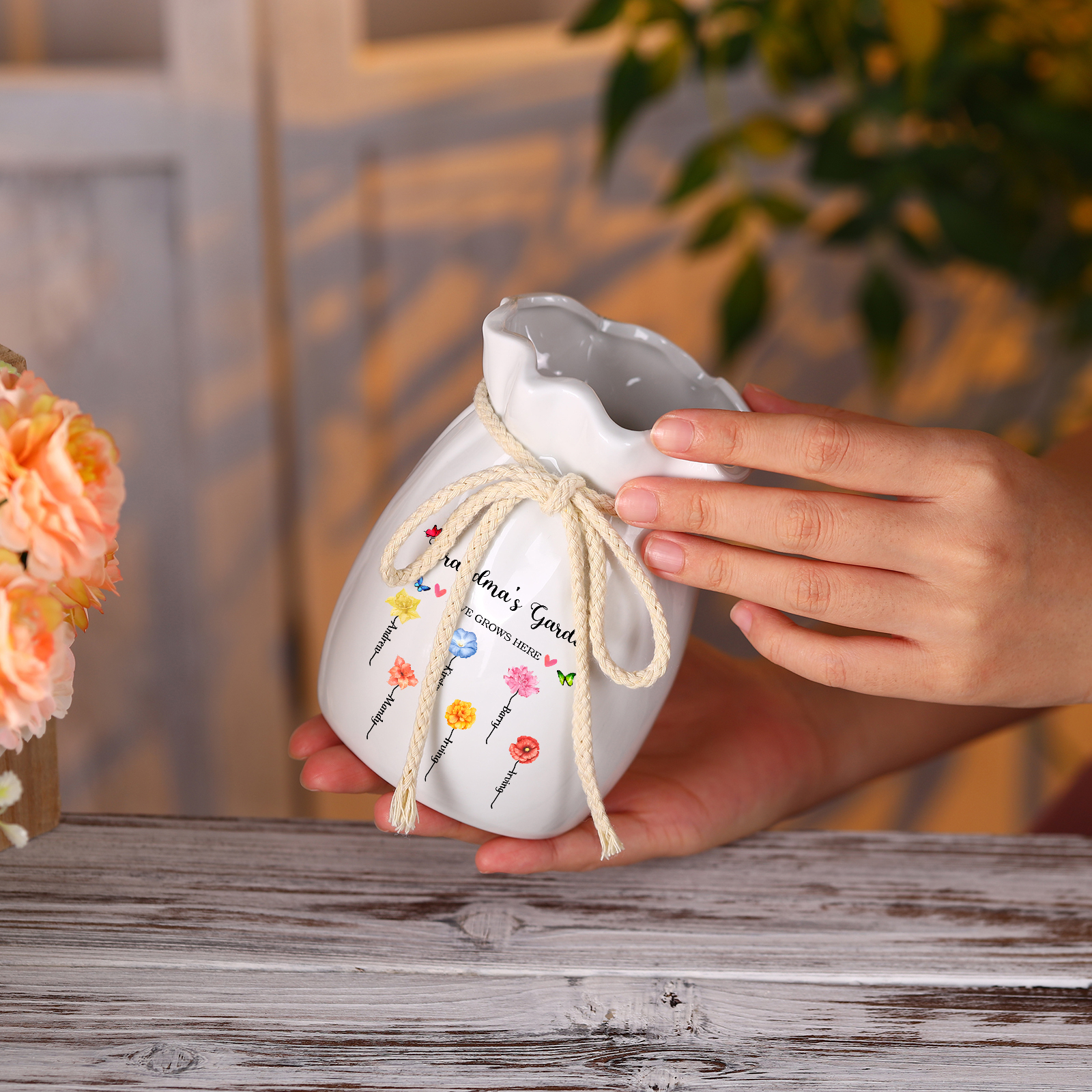 Personalisierte 2 Texte & 6 Namen & 6 Geburtsblumen -Omas Garten-Blumen Vase in 2 Größe für Mama/Oma 