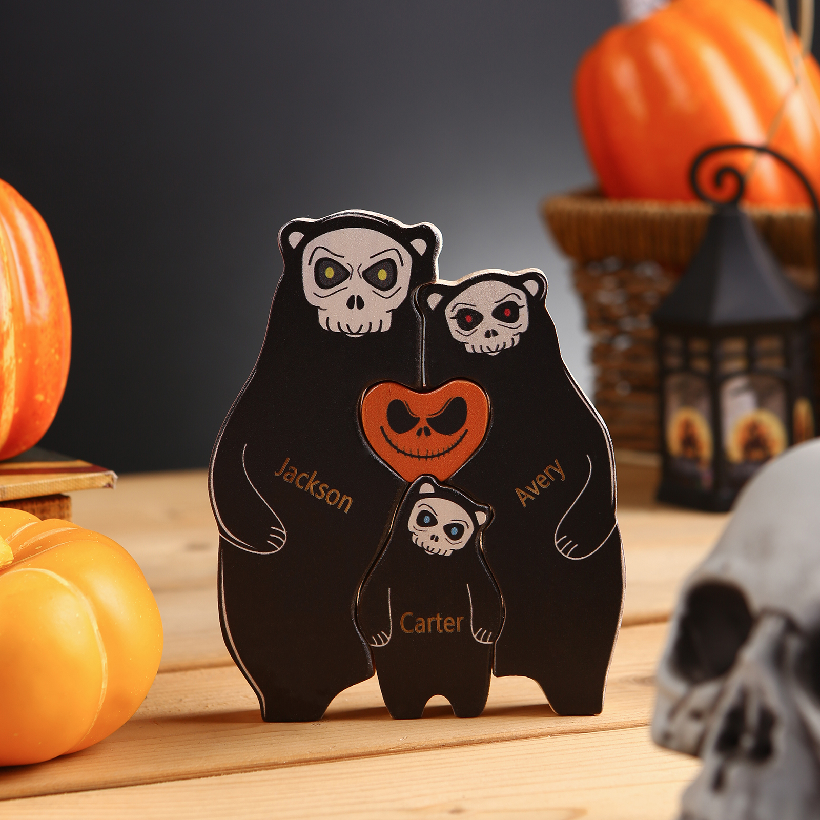Personalisierte 3 Namen Bären Holz Puzzle Halloween-Ornament- Einzigartiges Geschenk für den spookigen Tag