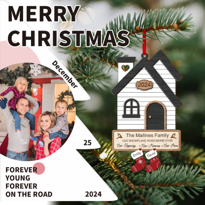 Holz Weihnachtsornament-Personalisierte 2 Namen & 2 Texten & Jahr Haus-Weihnachtsanhänger-4 Farben zur Auswahl
