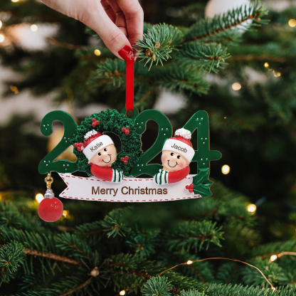 Personalisierter 2-6 Namen & Text Weihnachtsornament 2024 – Familien-Holzanhänger