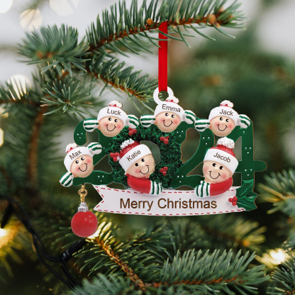 Personalisierter 2-6 Namen & Text Weihnachtsornament 2024 – Familien-Holzanhänger