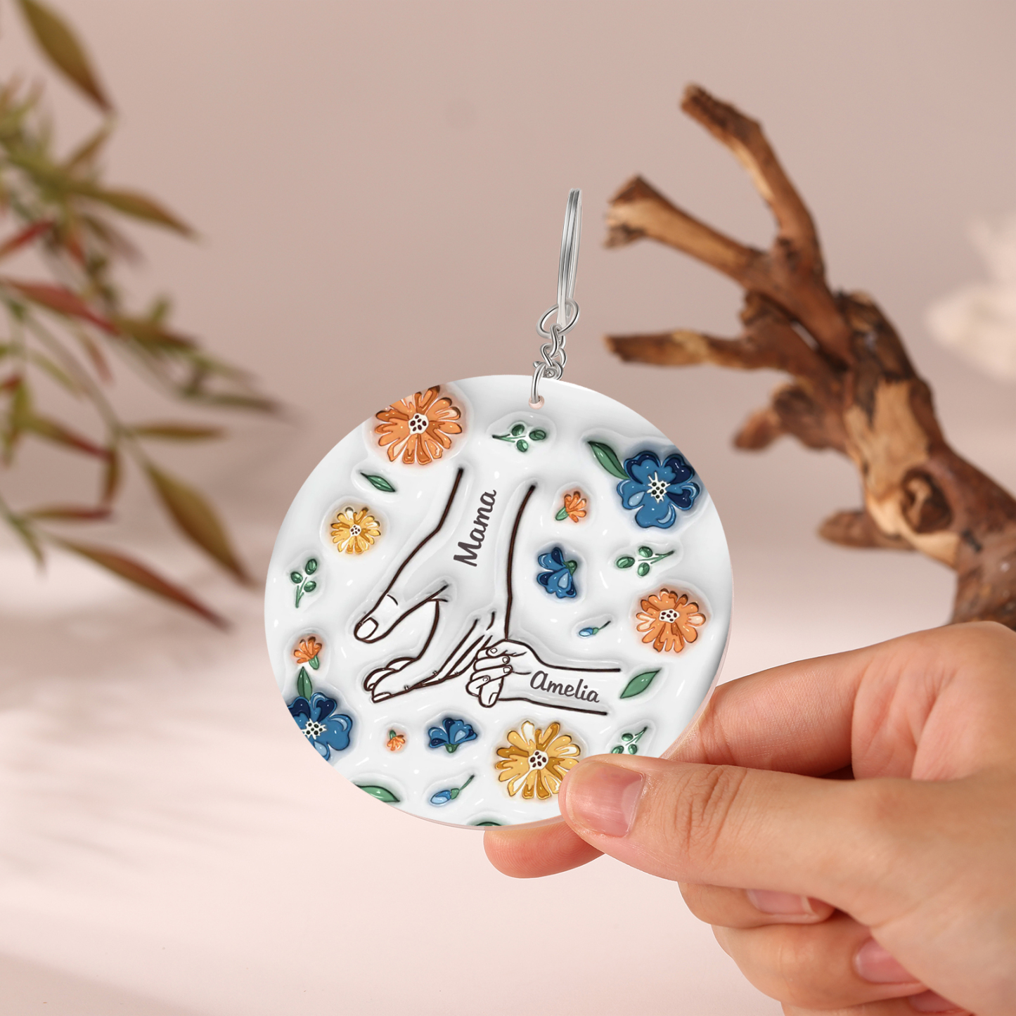 Personalisierte 2 Namen Hand-in-Hand runder Acryl Schlüsselanhänger Weihnachtsornament für Mutter Familie