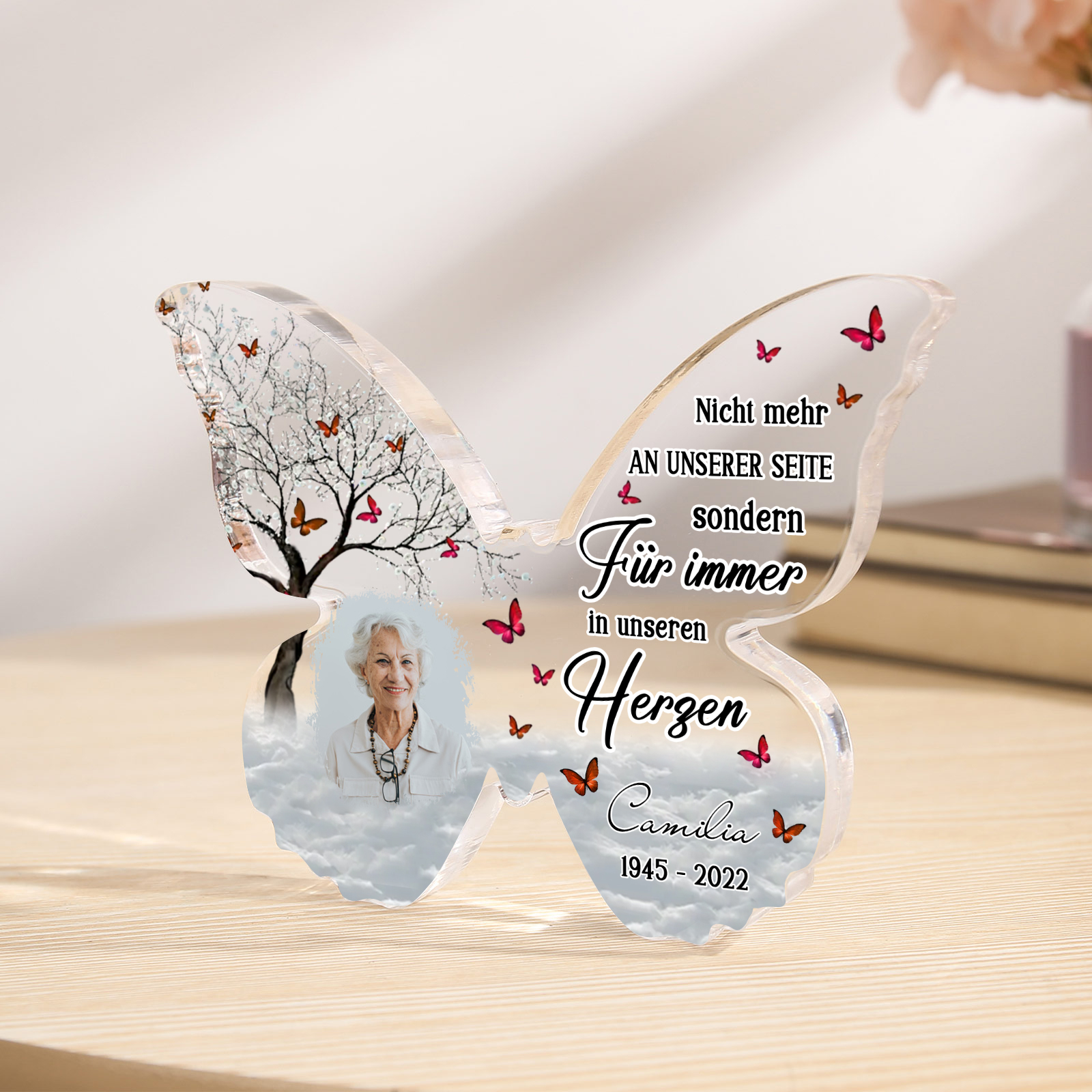 Personalisiertes Foto & 1 Name & Datum Acryl-Schmetterling-Deko – Nicht mehr an unserer Seite, sondern für immer in unseren Herzen – Gedenk-Schreibdekoration