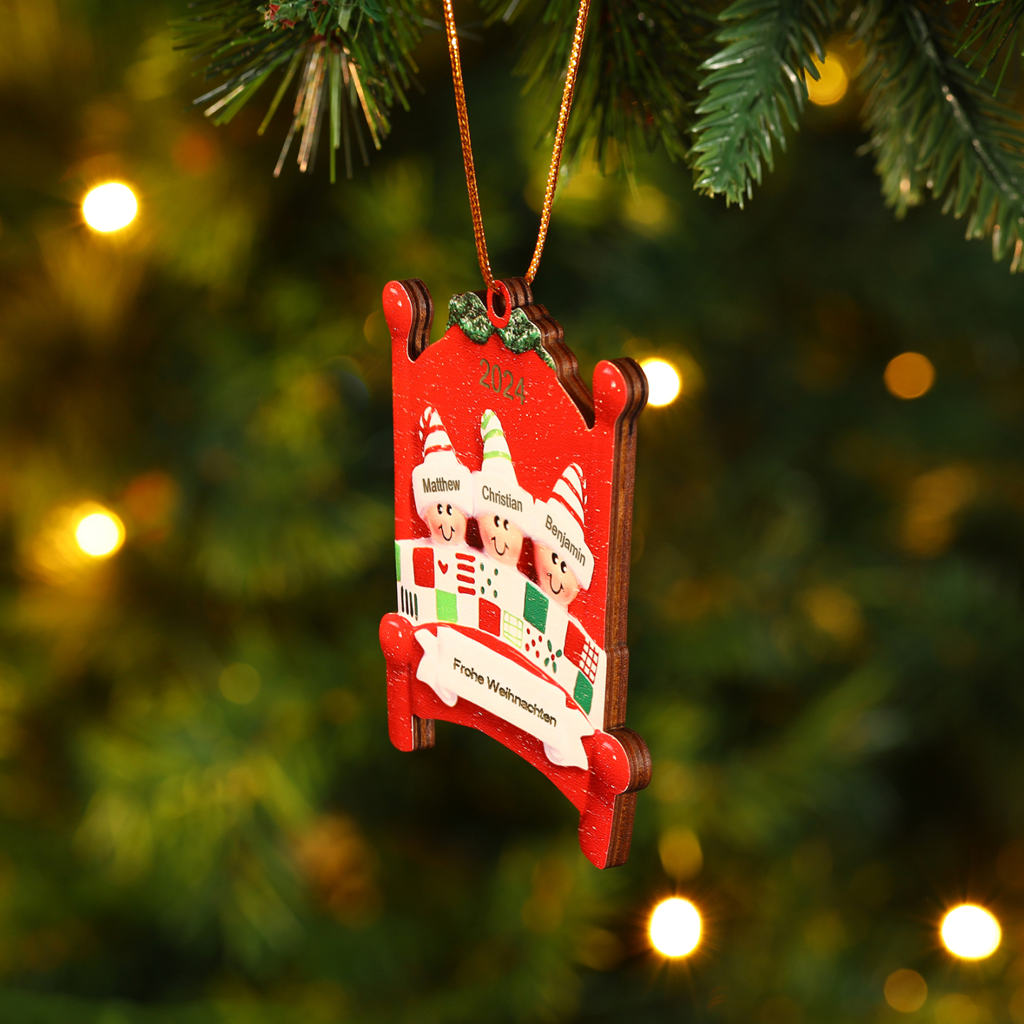 Holz Personalisierte 2-8 Namen & Text Weihnachtsanhänger Familien auf einem Bett mit Weihnachtsmützen Weihnachtsornament