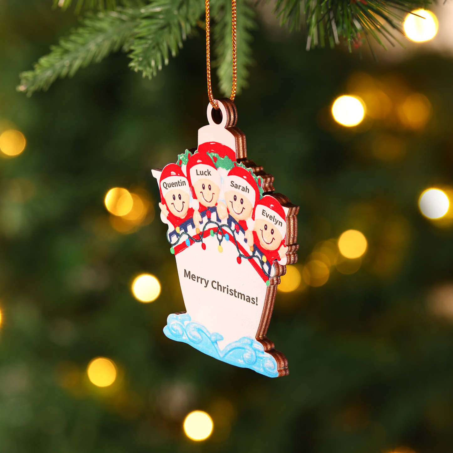 Personalisierter 3-5 Namen & Text Weihnachtsornament – Holzanhänger mit Schiffsmotiv