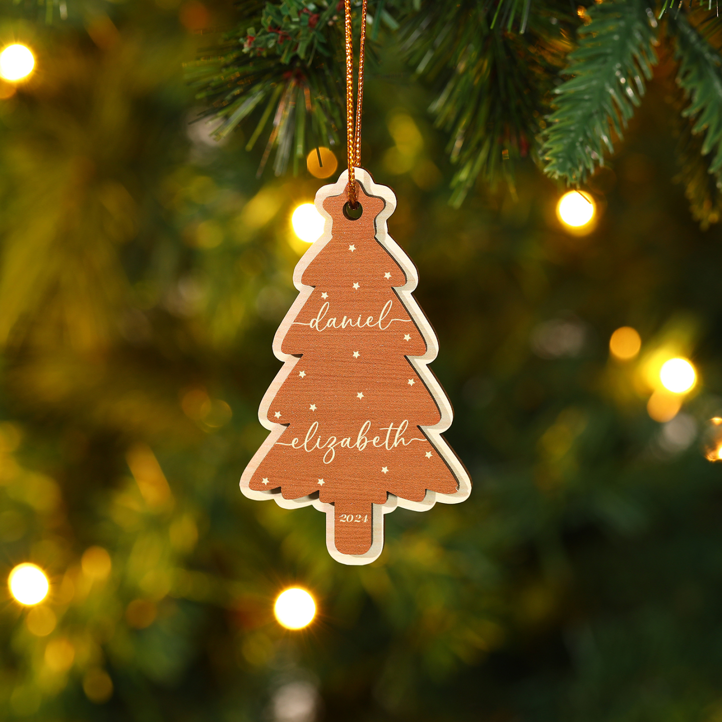 Holz Weihnachtsornament-Personalisierte 1-6 Namen & Jahr Rot & Braun Weihnachtsbaum Holzanhänger