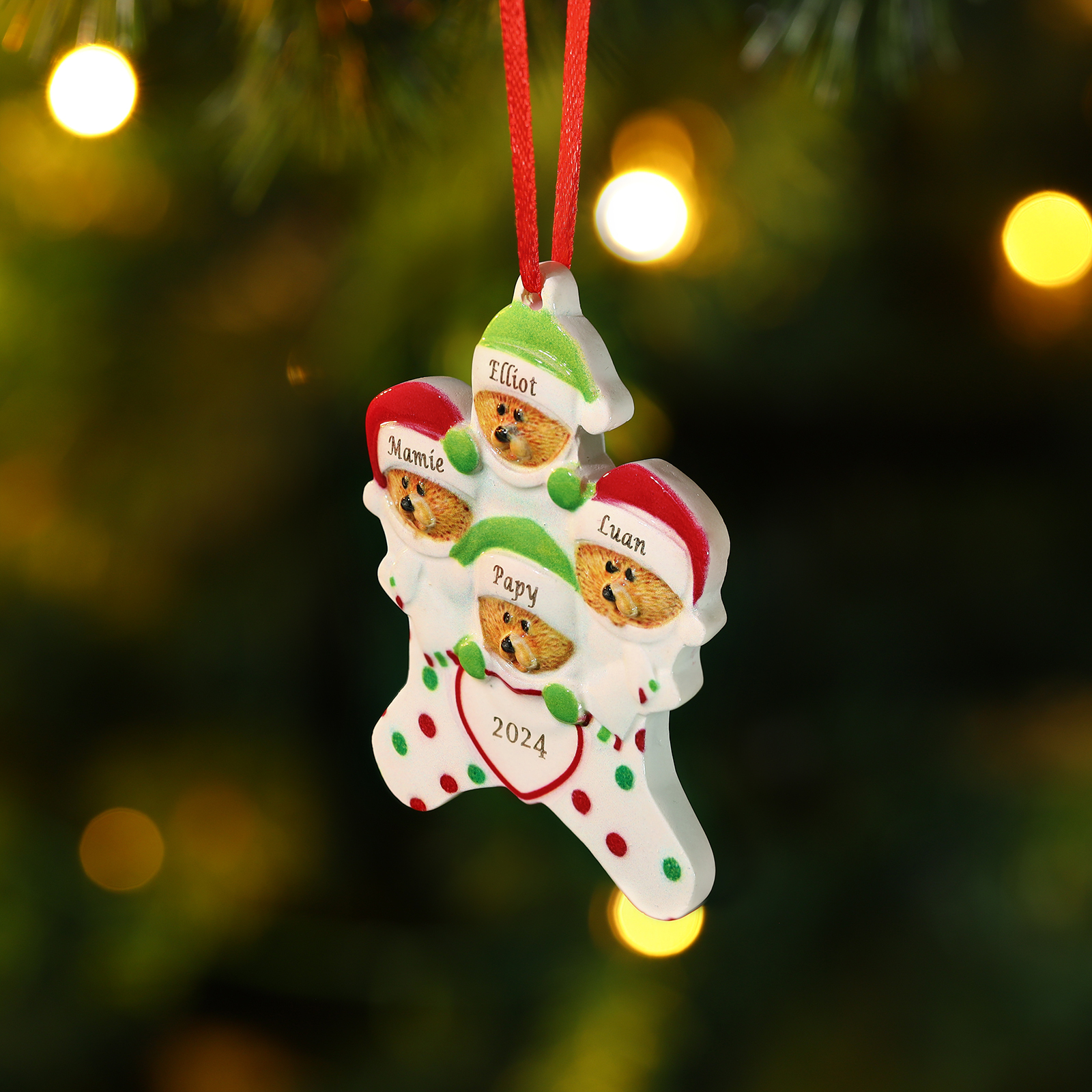 Personalisierter 2-6 Namen & Jahr Weihnachtsornament – Bären Harz Anhänger