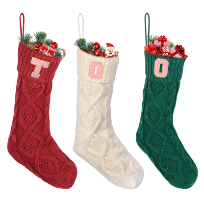 Weihnachtssocke-Personalisierter 1 Buchstabe Strickstoff Weihnachtsstrumpf mit drei Farben