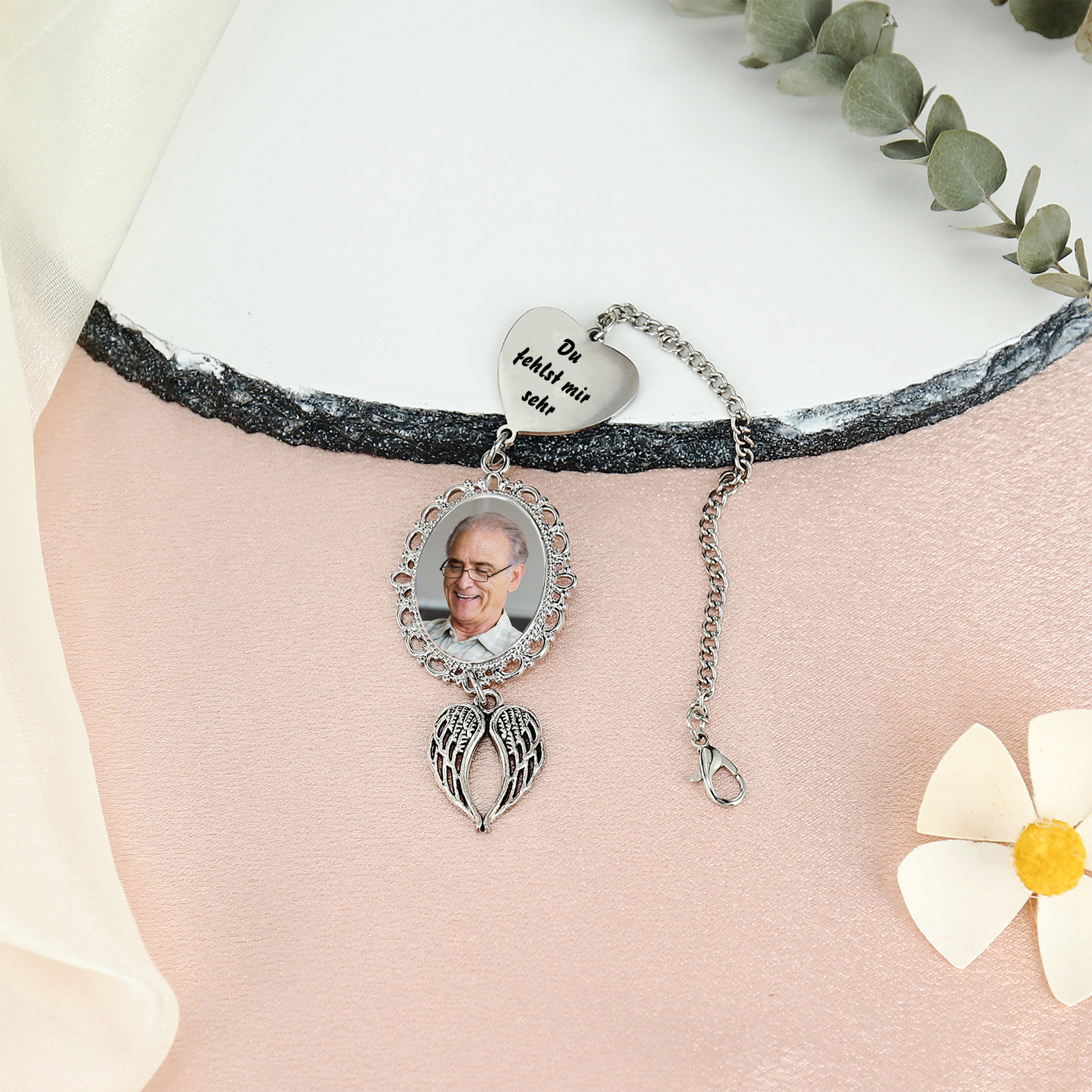 Personalisiertes Foto Gedenk-Anhänger mit Engelsflügeln – Du fehlst mir sehr – Unvergessliche Erinnerungen Geschenk