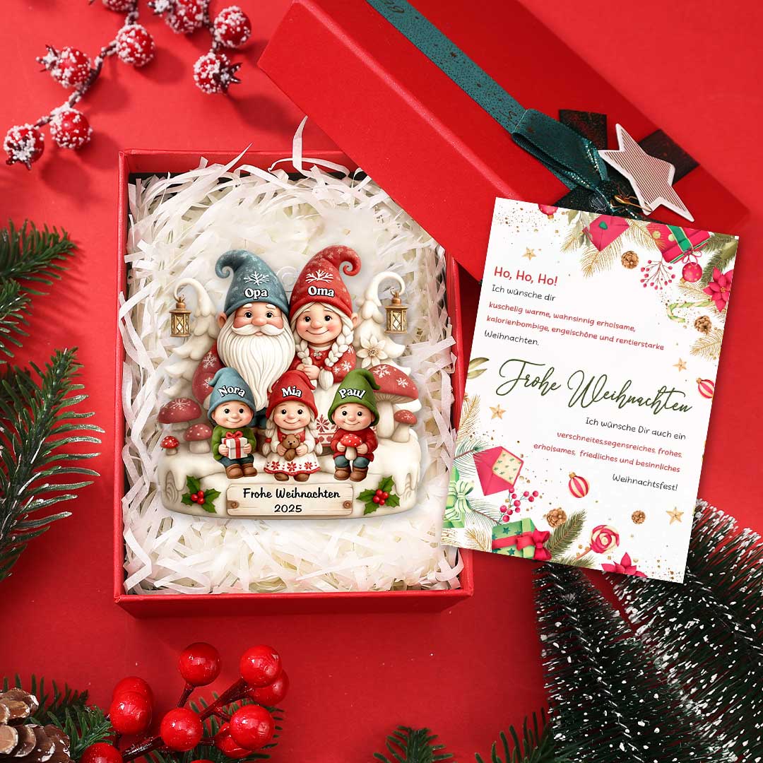 Personalisierter 1-8 Namen Weihnachtsanhänger mit Wichtelfamilie – Weihnachten 2025