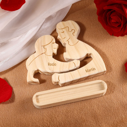 Holzskulptur-Personalisierte 2-5 Namen Familien Umarmung Holz Deko – Schreibdekoration für Familie