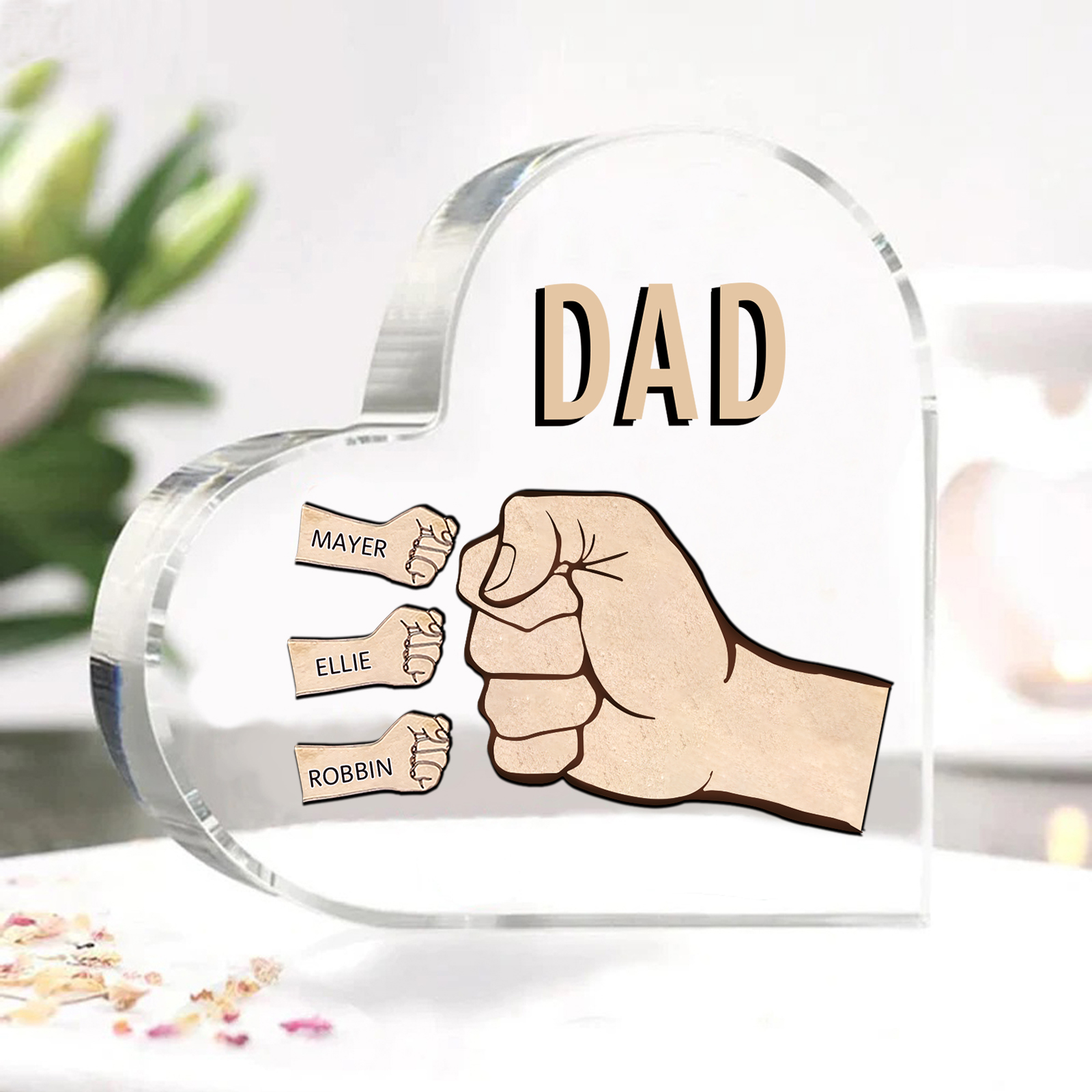 Personalisierte 3 Namen & Text Acryl-Deko mit Faust Herz Schreibtischdekoration für Vater/Großvater