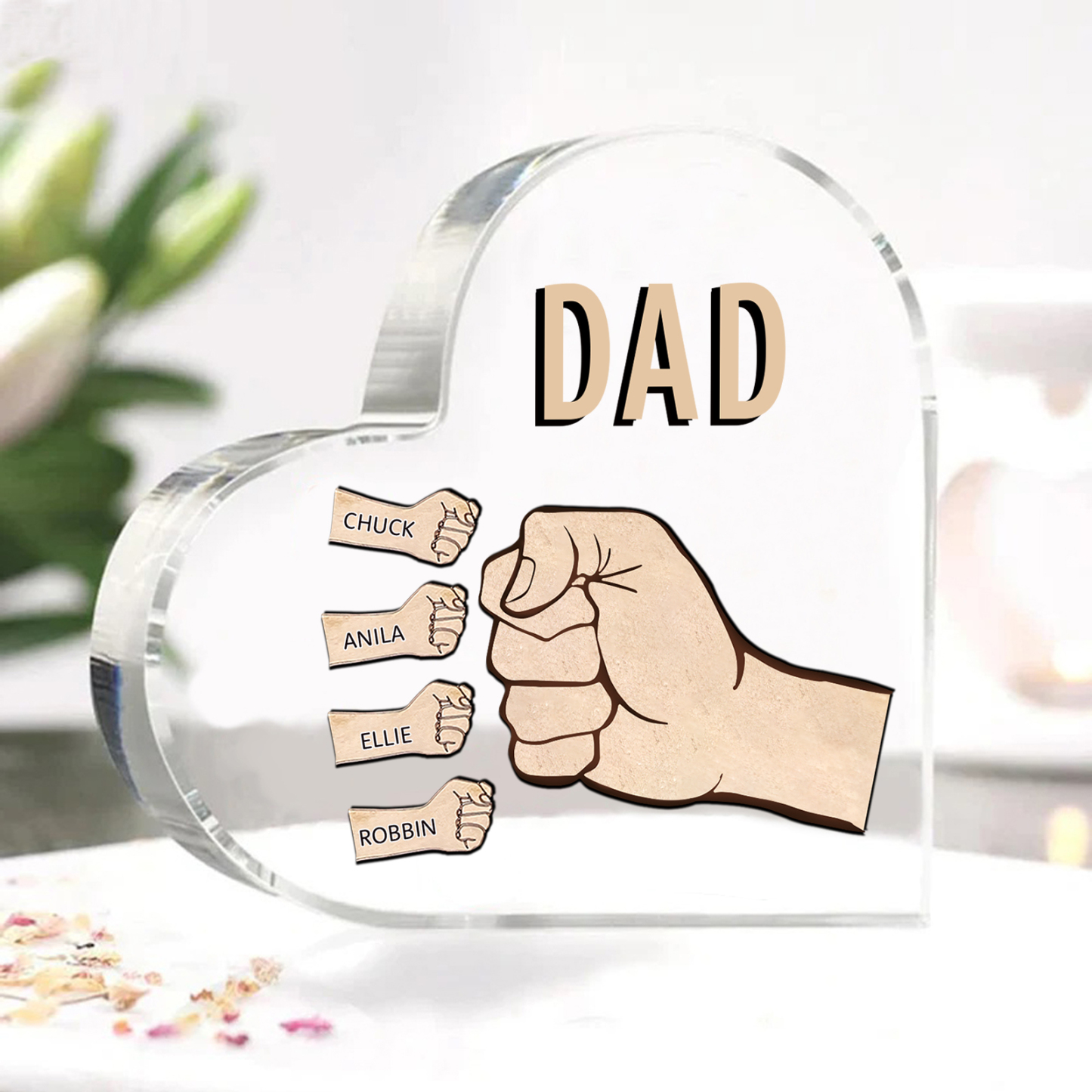 Personalisierte 4 Namen & Text Acryl-Deko mit Faust Herz Schreibtischdekoration für Vater/Großvater