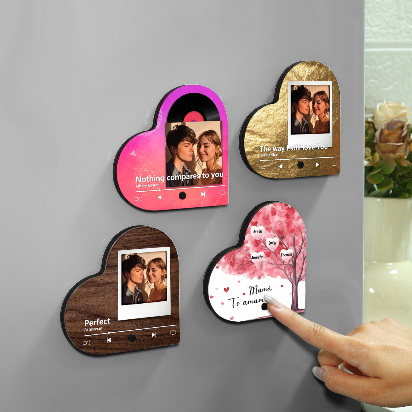 Herz Personalisiertes 4 Namen & Text & Lied farbige Acryl Kühlschrankmagnet mit Musikfunktion & Stammbaum