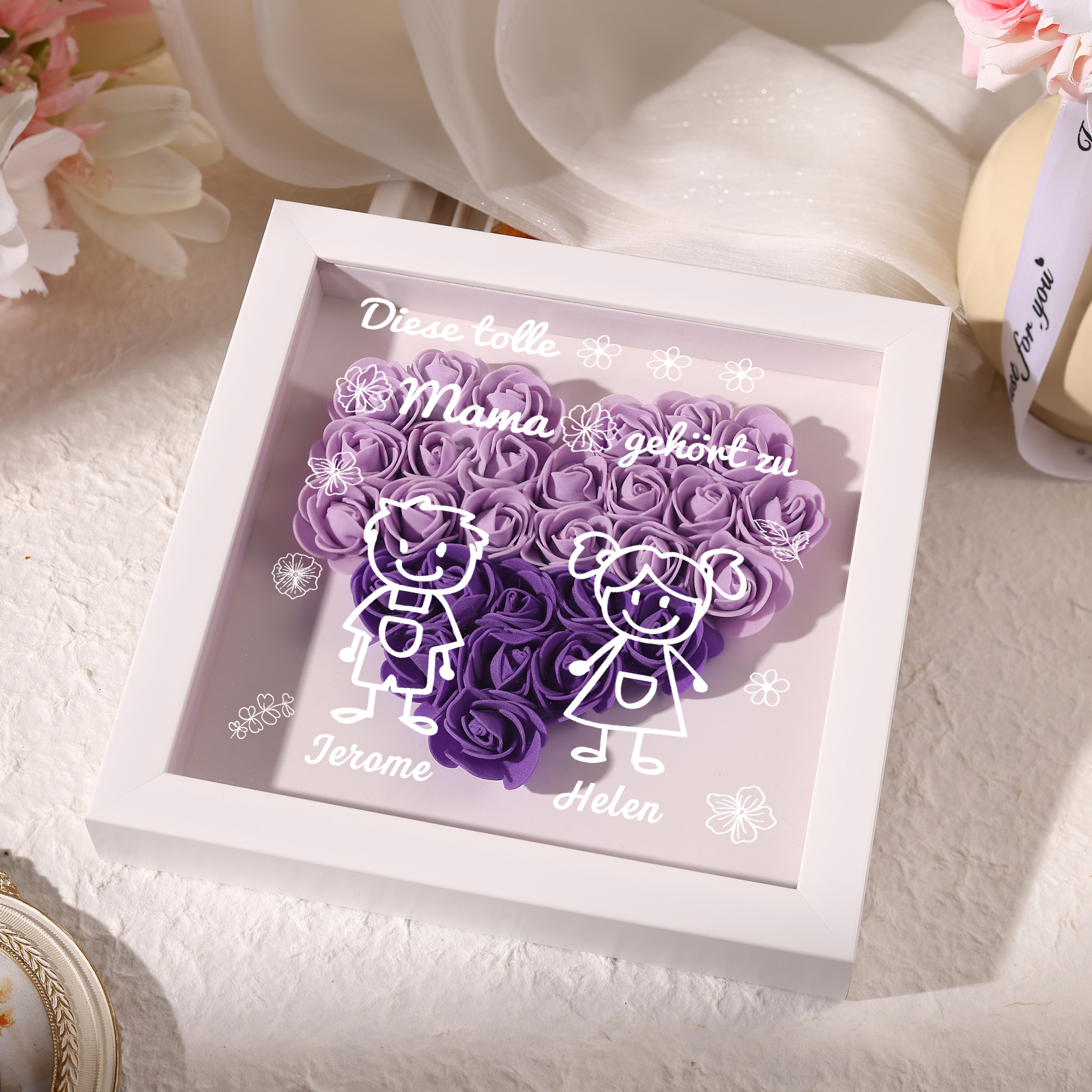 Mama Dichtetafelrahmen Deko-Personalisierbare 2 Namen & Muster Blume Ornament für Mutter-Diese tolle Mama gehört zu....