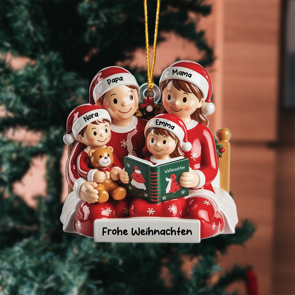 Personalisierter Weihnachtsanhänger für die Familie, individuell gestaltbar mit den Namen aller vier Familienmitglieder.
