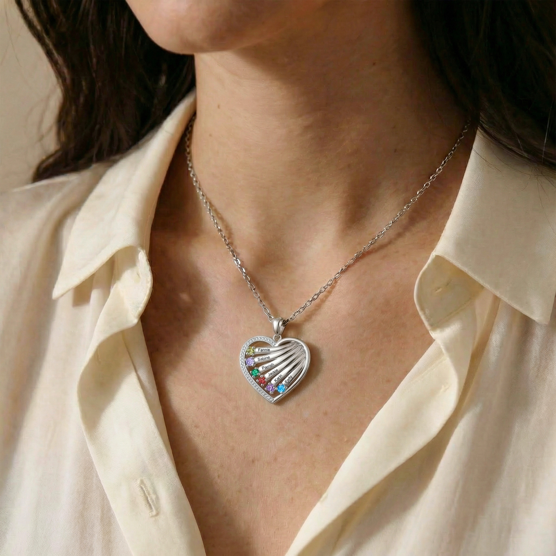 Personalisierte Herz-Namenskette mit Geburtssteinen graviert mit 4–6 Kindernamen