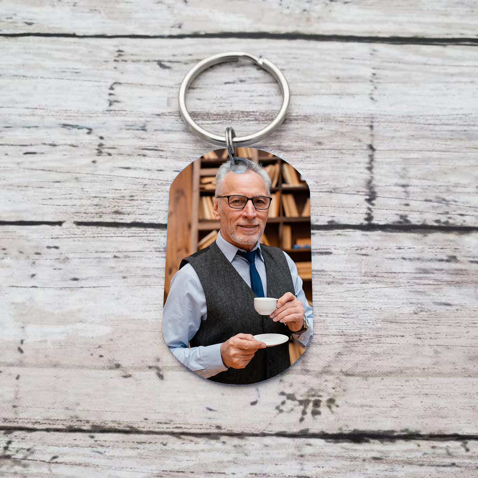 Personalisierter Schlüsselanhänger mit Foto und Alter des Großvaters – Eine besondere Erinnerung für ihn