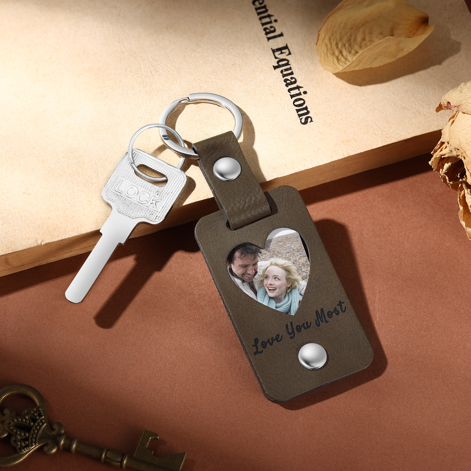 Personalisierte 2 Fotos & 2 Texte Leder Schlüsselanhänger - Einzigartiges Geschenk für das Paar