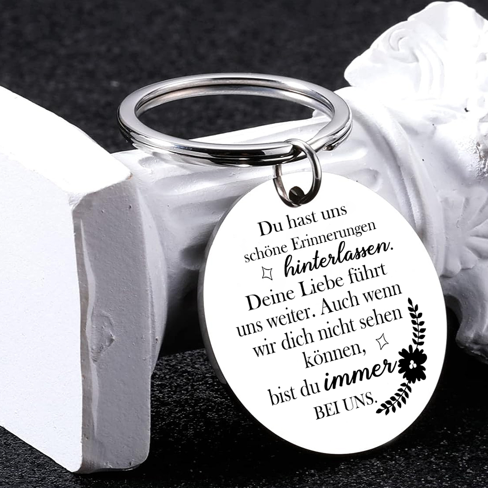 Personalisierbarer 1 Name Schlüsselanhänger mit Gravur -Schöne Erinnerungen hinterlassen- Geschenk für Oma Großmutter