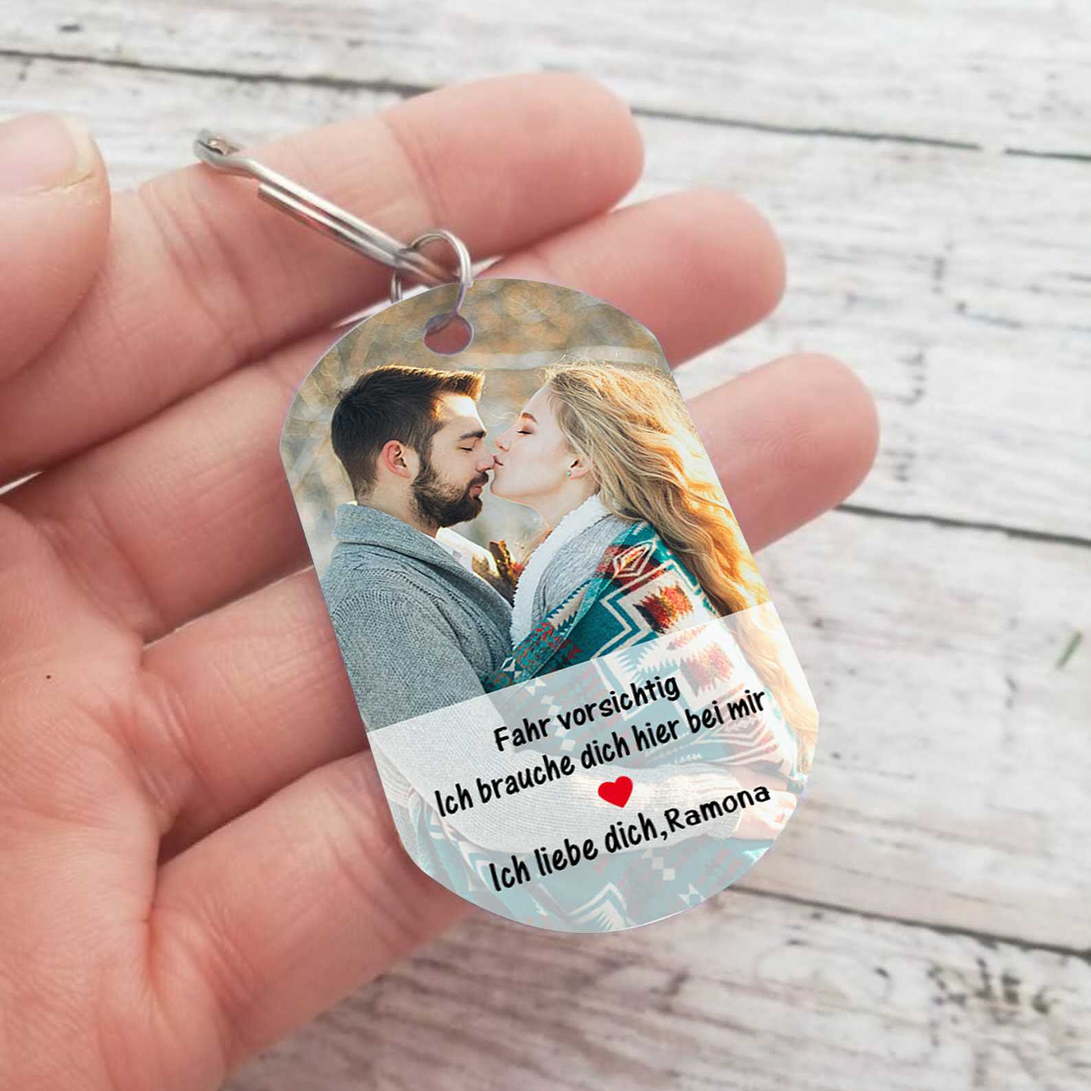 Personalisiertes Foto &1 Name –Fahr vorsichtig, Ich brauche dich hier bei mir – Metall-Schlüsselanhänger für Paar