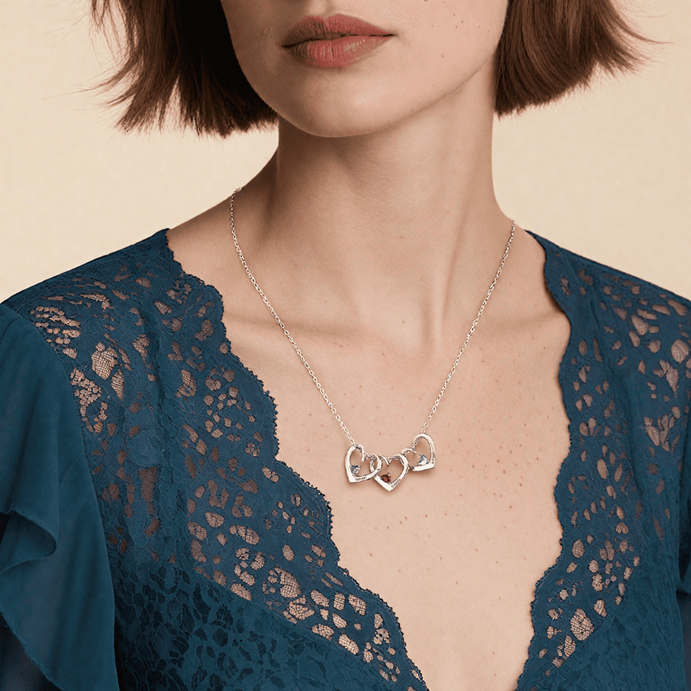 Personalisierte herzförmige Halskette mit 1–5 Namen und Geburtssteinen
