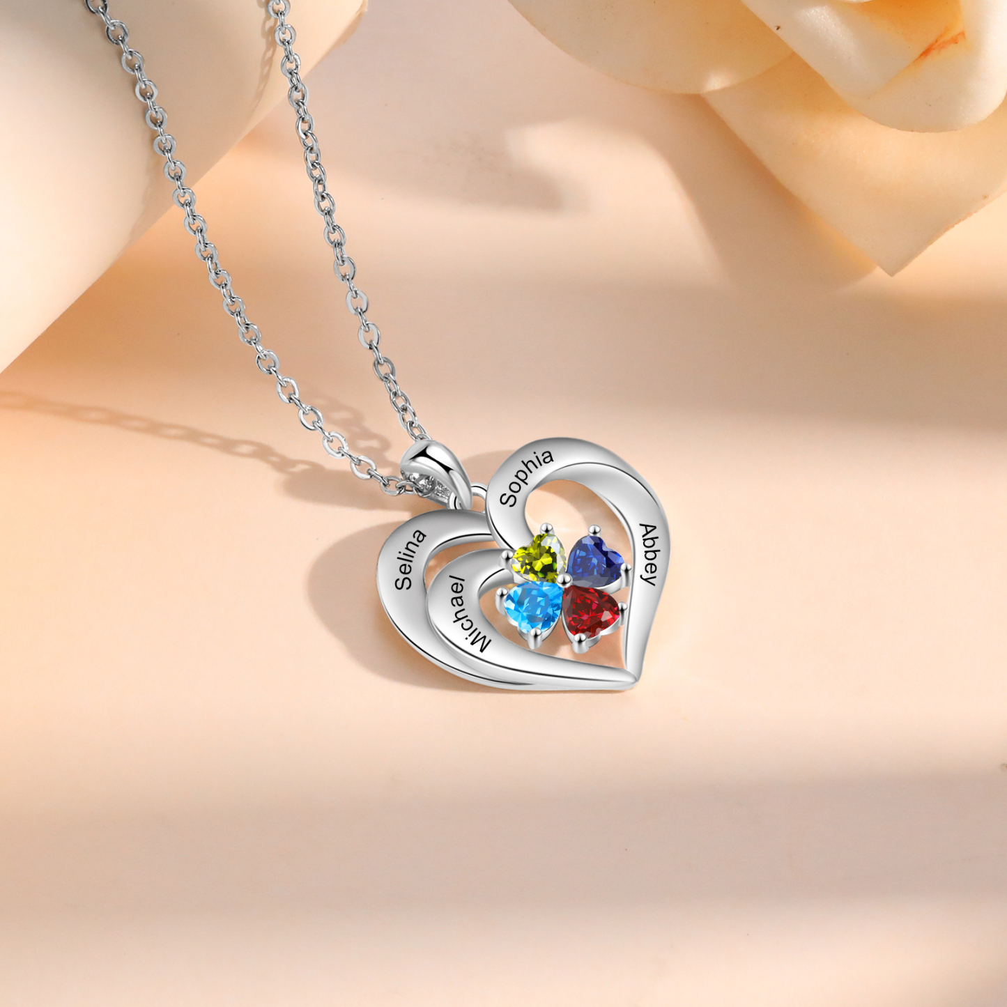 Personalisierte 4 Namen & 4 Herz Geburtssteine Herz Elegant Halskette mit Zirkonia