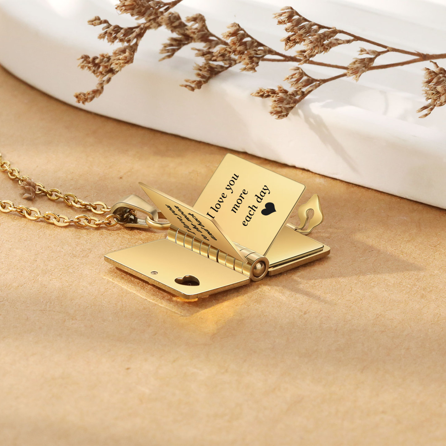 Personalisierte 3 Texte Edelstahl 3-Buchseiten-Halskette in Silber/Gold für Paar – Ein Symbol ewiger Liebe