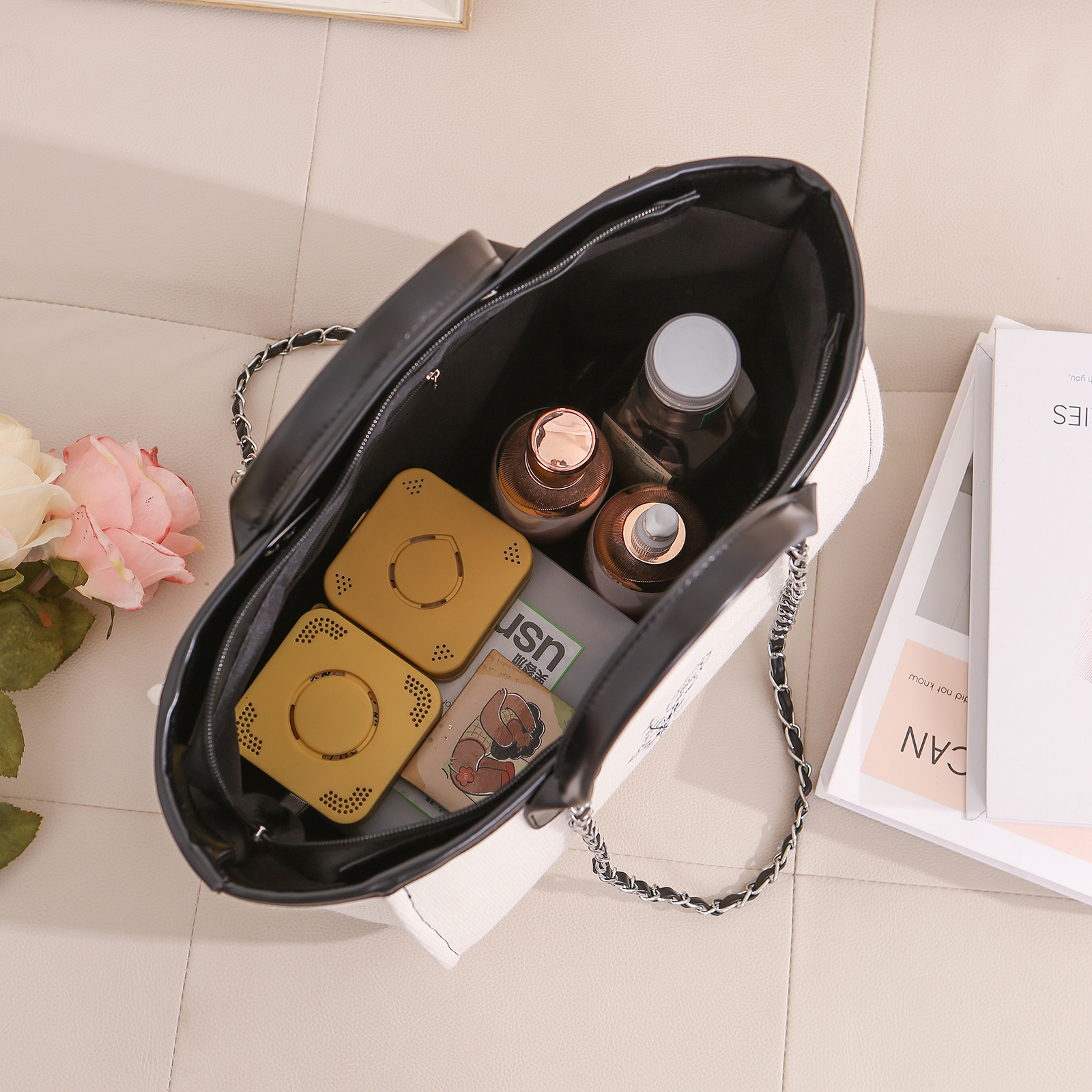 Personalisierter 1 Name & Geburtsblume Weiß/ Hellbraun/ Schwarz Segeltuch-Handtasche