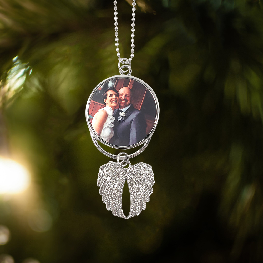 2 Fotos personalisierbarer Fotoanhänger mit Flügeln – Ein einzigartiges Geschenk für die Familie