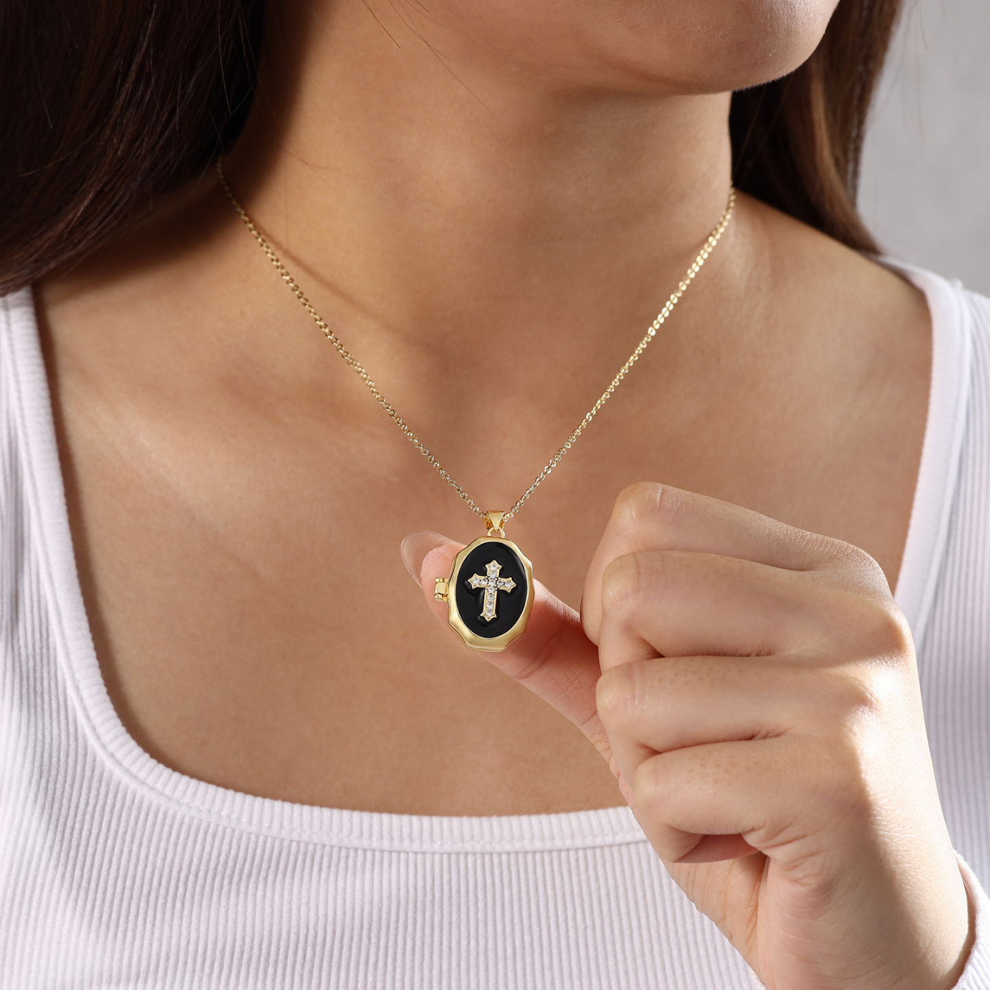 Personalisierte Kreuz Medaillon Halskette mit 2 Fotos personalisiert