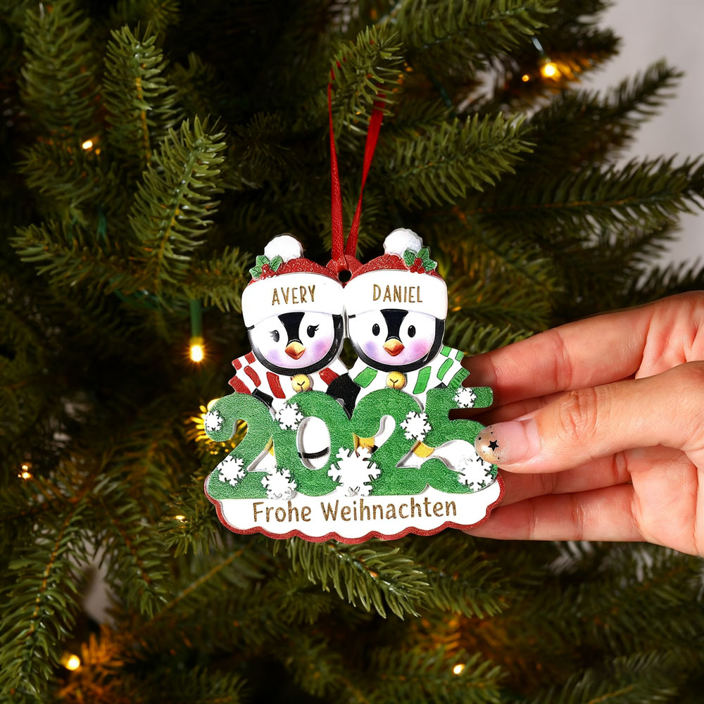 2025 Personalisierbares Christbaumanhänger– Pinguin-Familie Weihnachtsanhänger