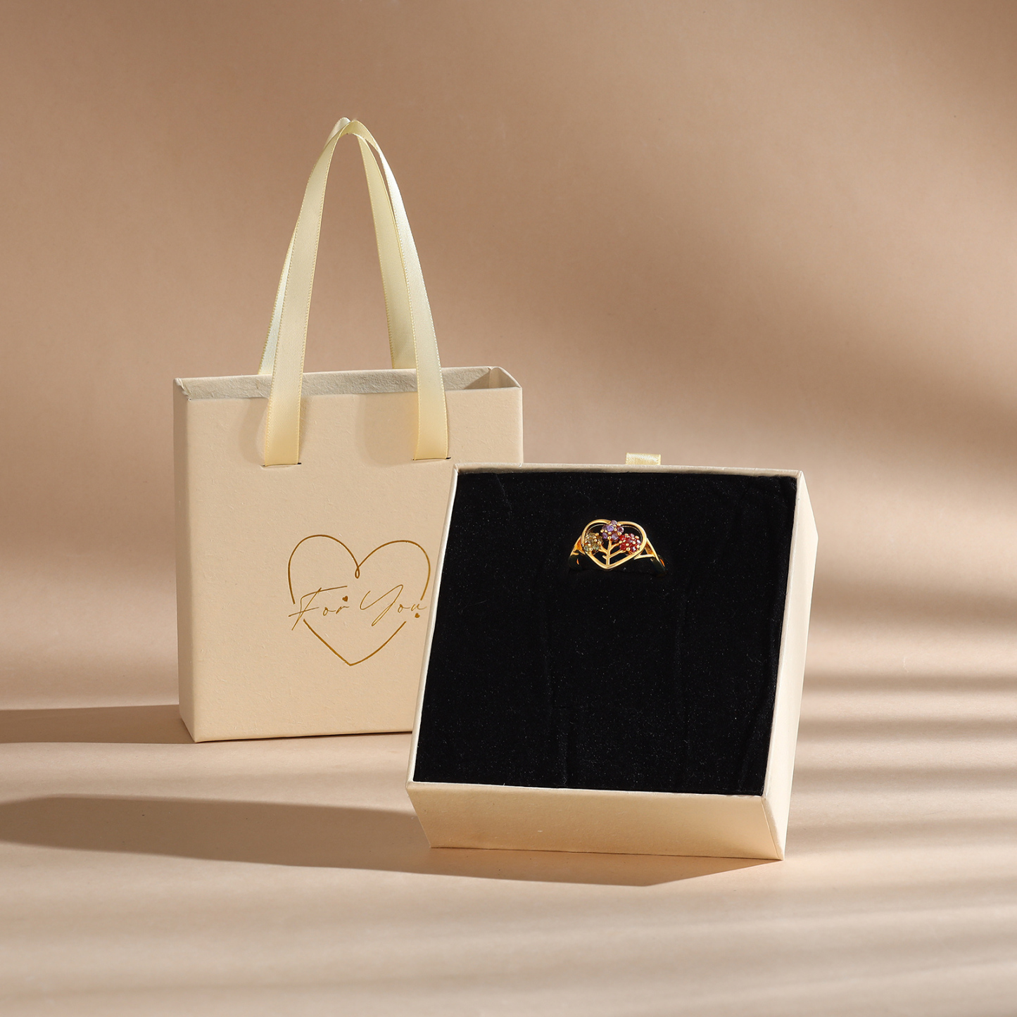 Personalisierbarer 2 Geburtssteine Blume Herz Fein Golden Ring