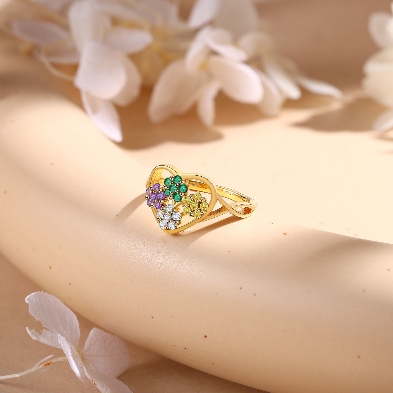 Personalisierbarer 4 Geburtssteine Blume Herz Fein Golden Ring