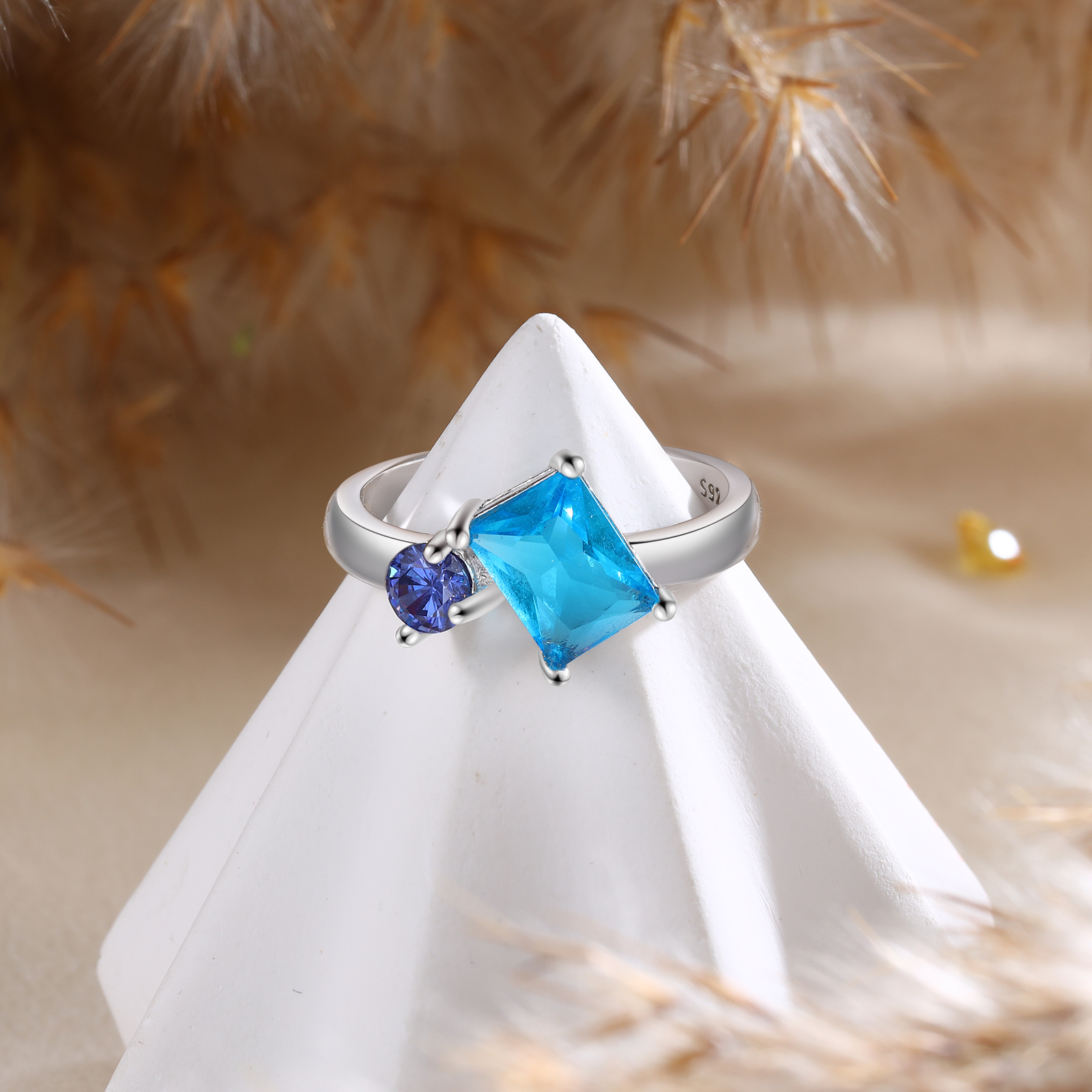 S925 Silber Personalisierte 2 Namen & 2 ovalen Geburtssteine Ring