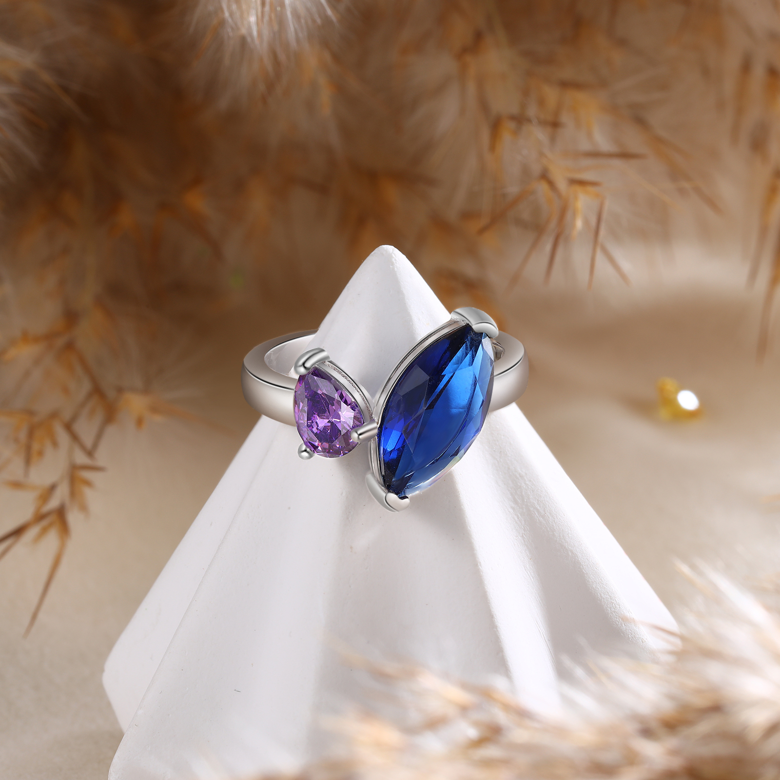 S925 Silber Personalisierte 2 Namen & 2 Geburtssteine Ring mit oval Zirkonia