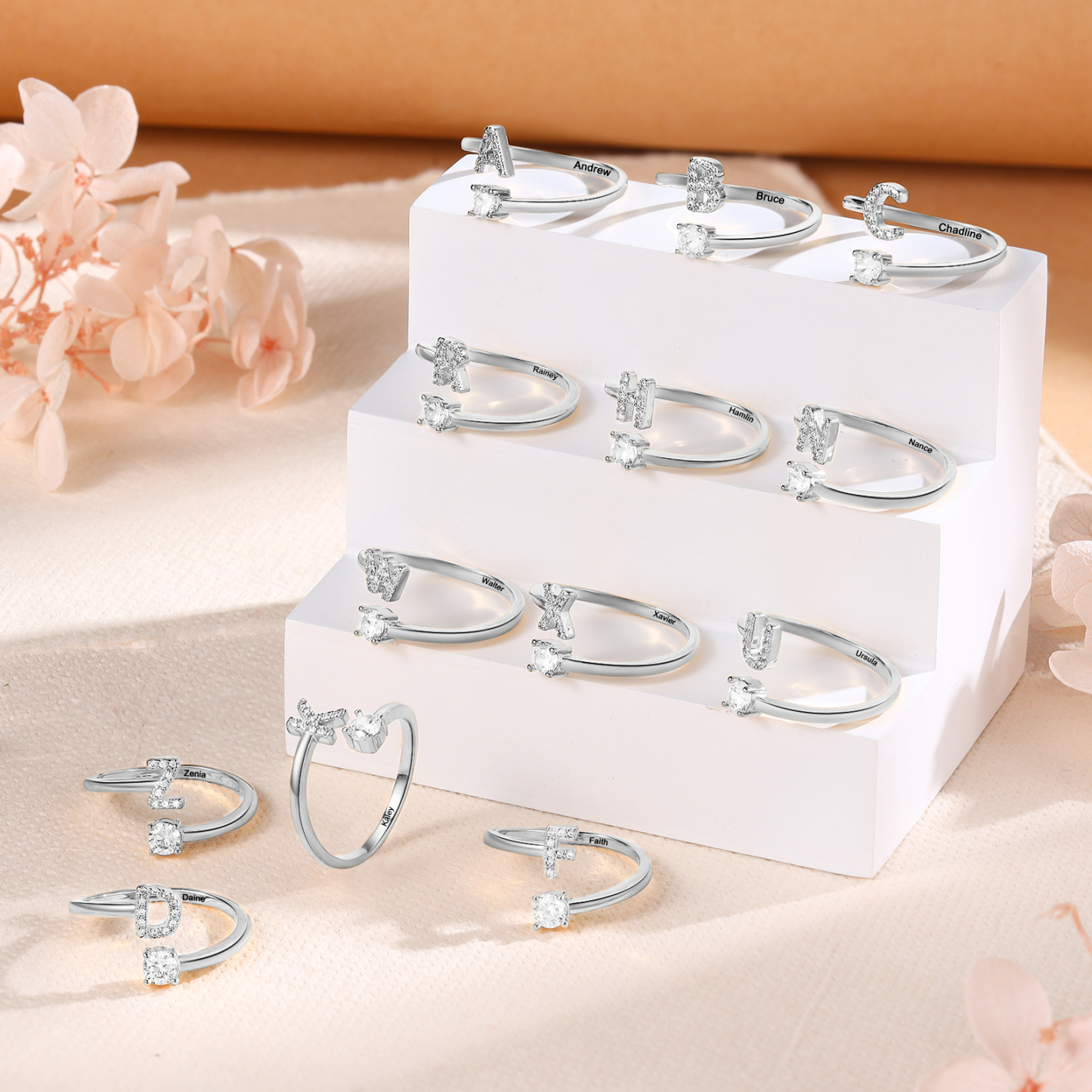 Personalisierbarer 1 Name & Buchstabe Fein Golden/ Silber Ring mit Zirkonia – individuelles Schmuckstück