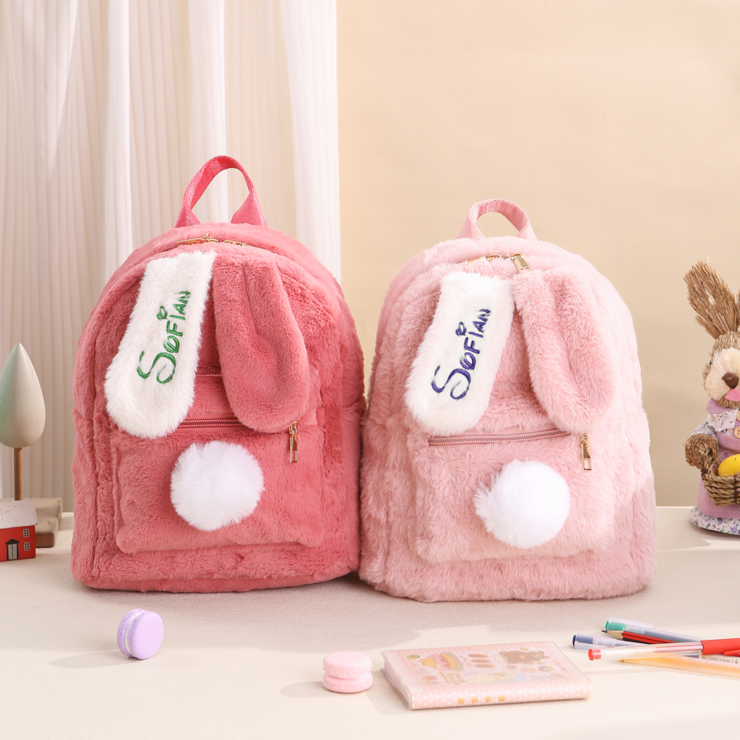 Personalisierter Name Plüsch-Stickerei Rucksack - Schultasche mit Kaninchen und Schweif-Motiv für Kinder