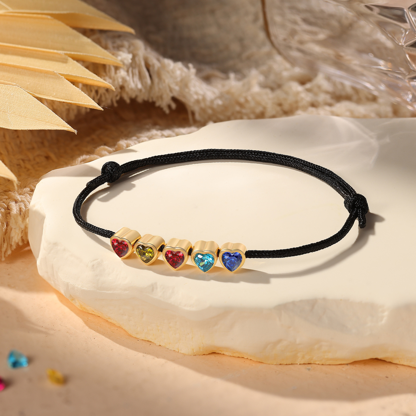 Personalisiertes verstellbares Kordelarmband mit 2–5 herzförmigen Geburtssteinen Geschenk für Mama