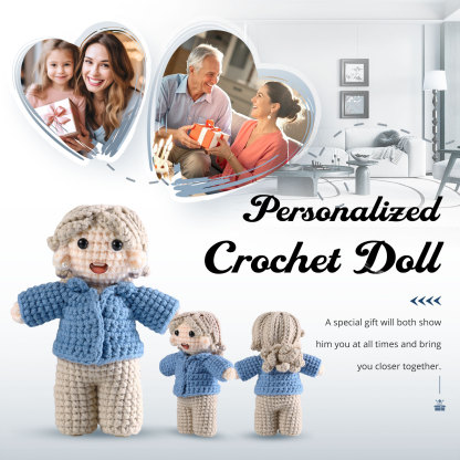 Handgefertigter Personalisierter Foto Häkelpuppe aus Garn mit Kleid zum Verkauf