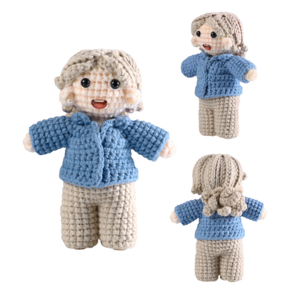 Handgefertigter Personalisierter Foto Häkelpuppe aus Garn mit Kleid zum Verkauf