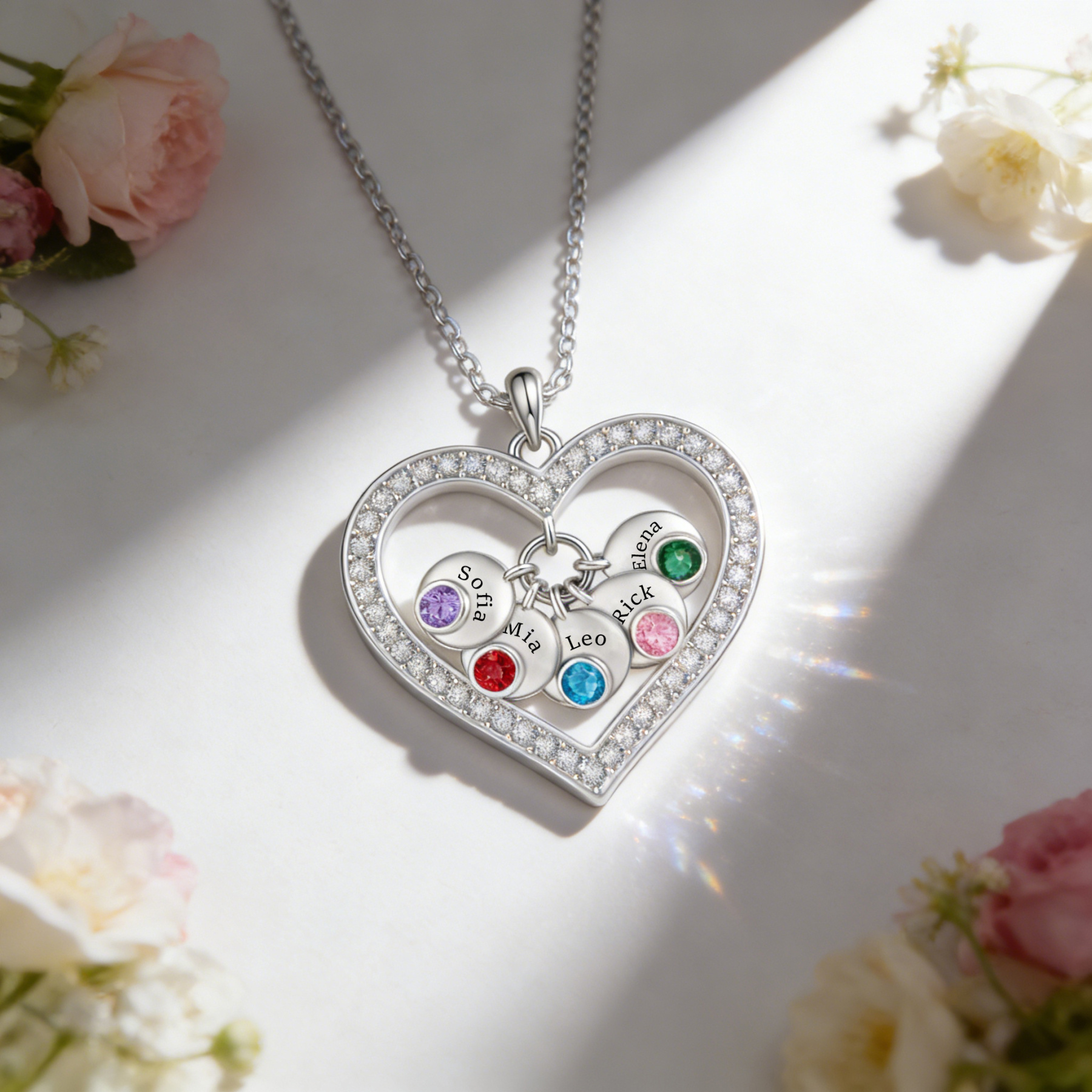 Personalisierte Halskette mit Herzanhänger 1 bis 5 Namen und Geburtssteinen Geschenk für Damen