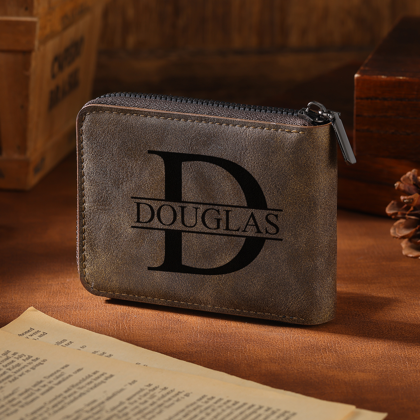 Personalisierte Herren Geldbörse aus PU‑Leder mit Reißverschluss – mit Foto, Kalender oder Namen